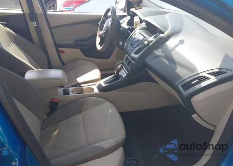 2014 Ford Focus Se from USA, damaged, VIN 1FADP3F2XEL221639